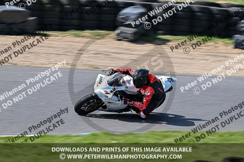 enduro digital images;event digital images;eventdigitalimages;lydden hill;lydden no limits trackday;lydden photographs;lydden trackday photographs;no limits trackdays;peter wileman photography;racing digital images;trackday digital images;trackday photos